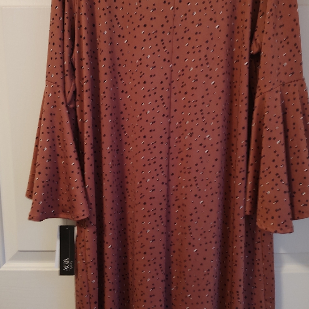 Dress - Picture 4 of 5